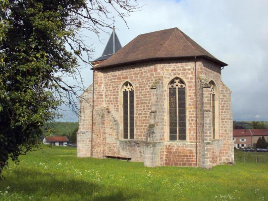 Saint-Sauveur  Gite De Cyrielle Et Pascal Classe 3 * 빌라 외부 사진